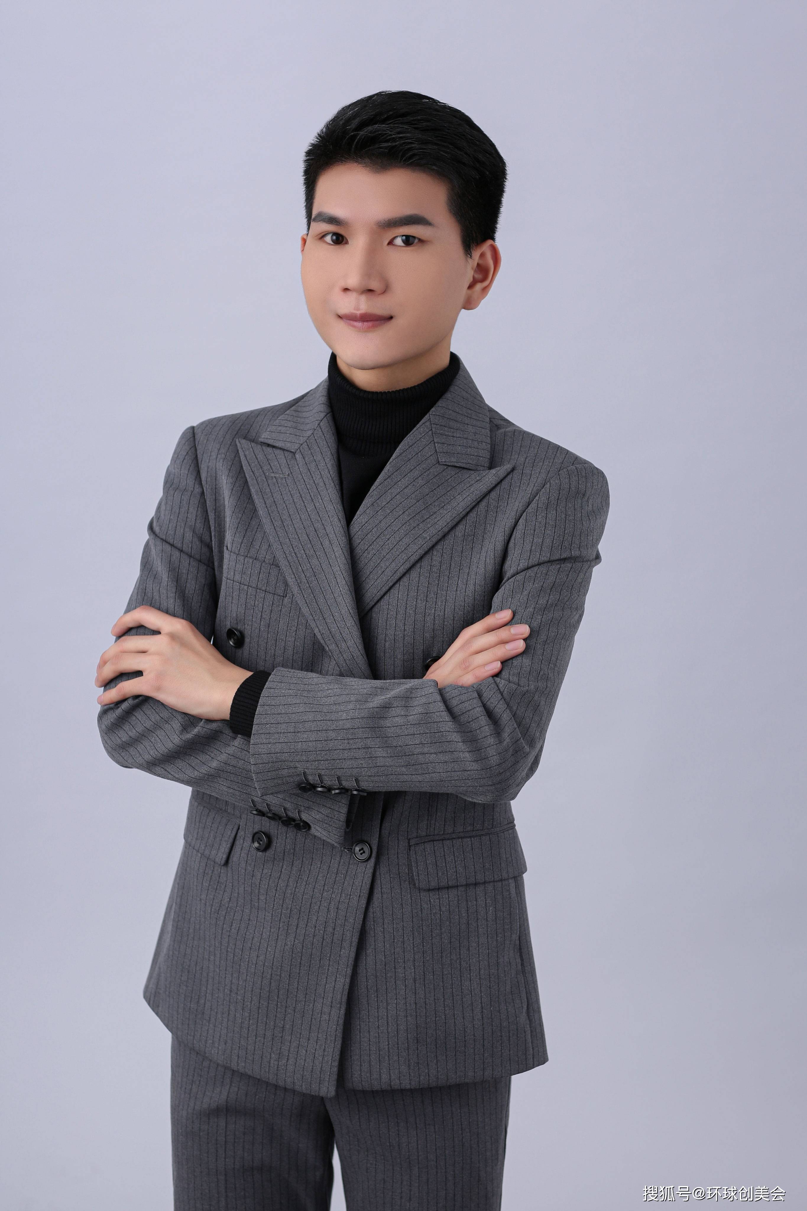 杨凤琼 美术指导负责人